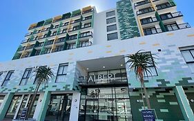 City Club At 1 On Albert Building